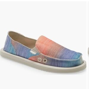 NEW SANUK Donna Shave Ice Slip-On Sneaker WOMENS SIZE 9